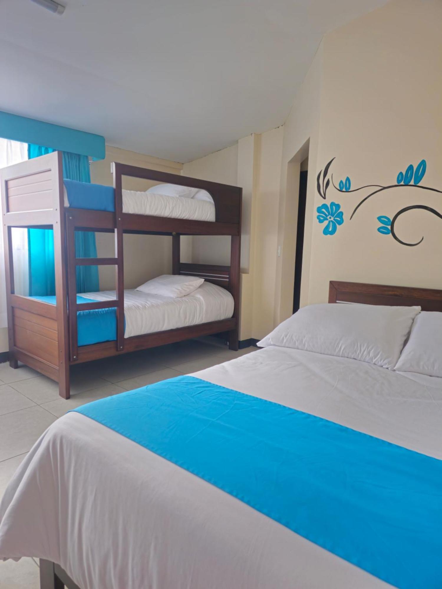 Hotel Tungurahua 巴尼奥斯 外观 照片