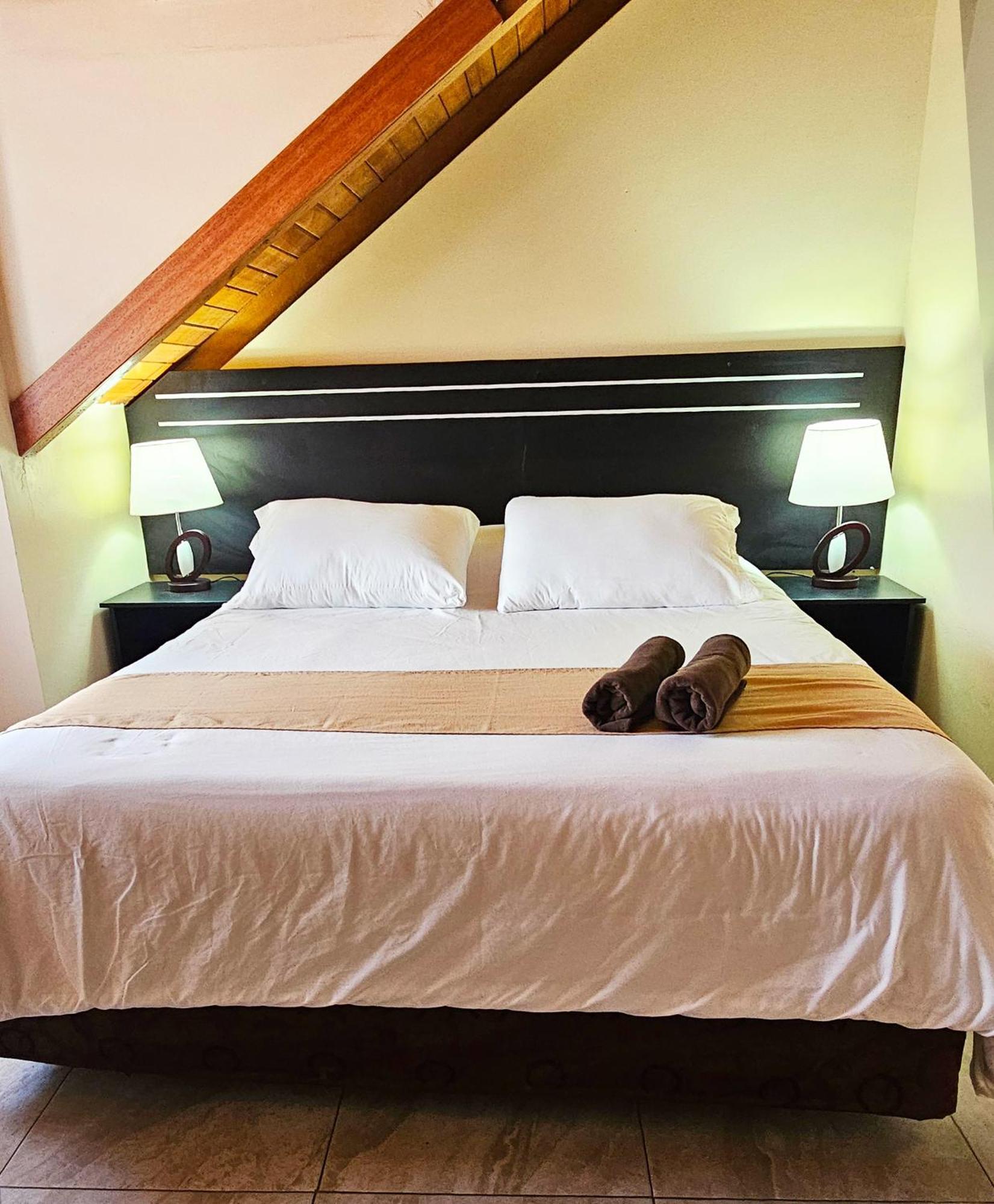 Hotel Tungurahua 巴尼奥斯 外观 照片