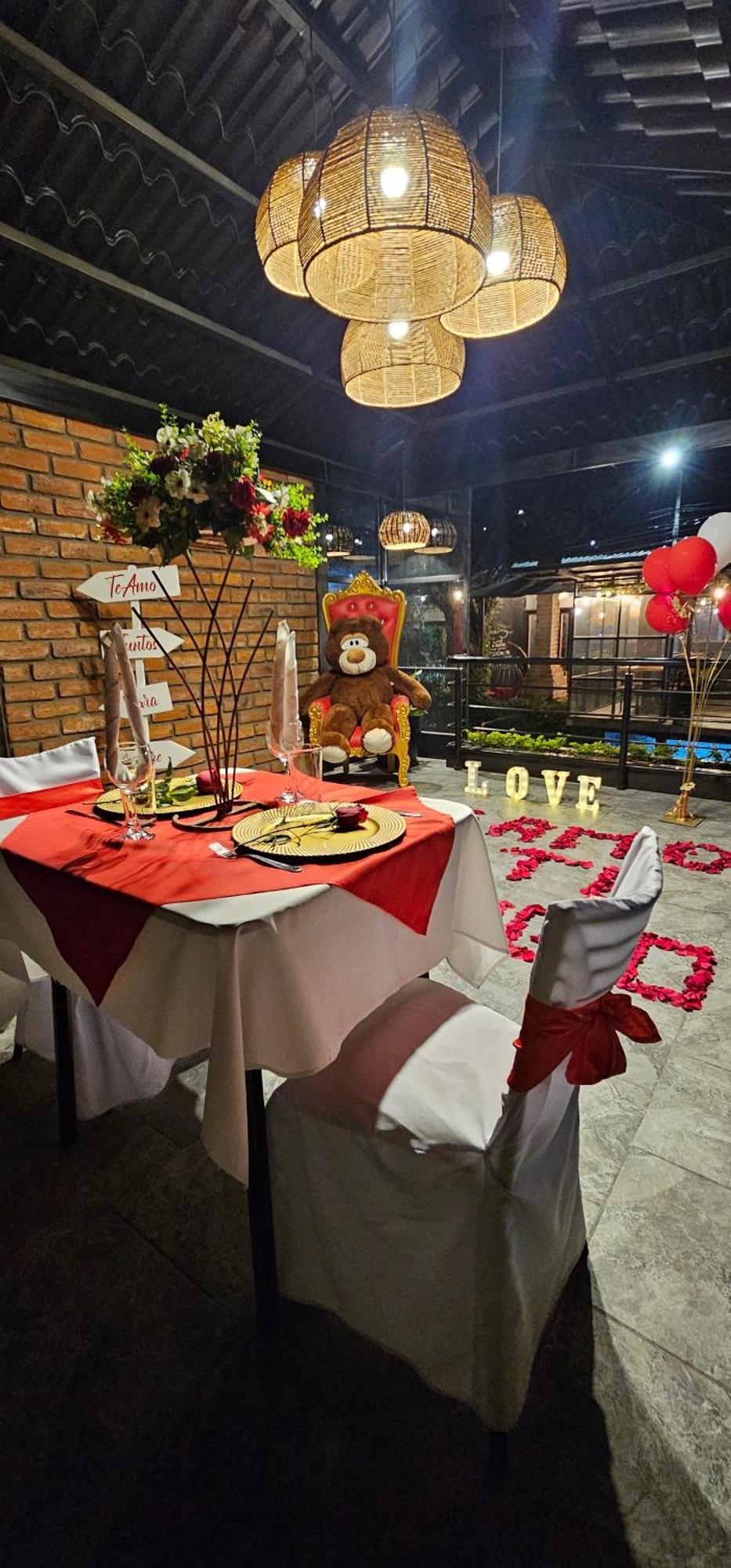 Hotel Tungurahua 巴尼奥斯 外观 照片